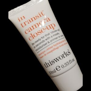 4/25 bundle item. Thisworks in Transit Camera close-up Primer!